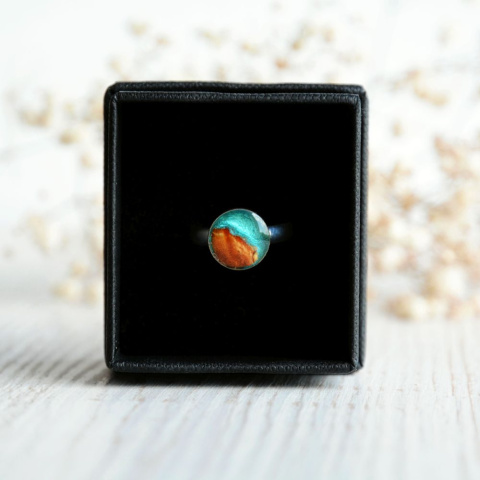 Pierścionek z okrągłym oczkiem handmade Pierścionek z okrągłym oczkiem handmade