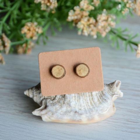 Małe drewniane kolczyki Małe drewniane kolczyki